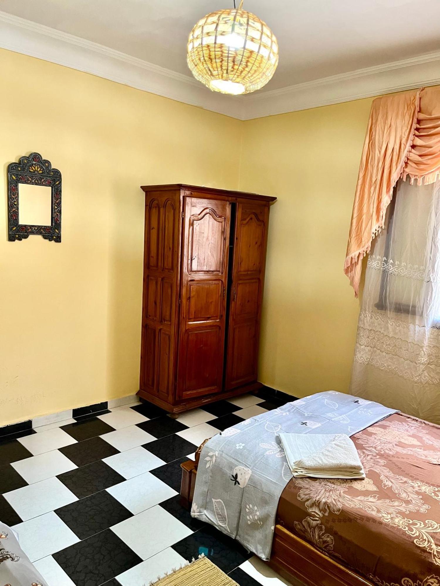 Soleado Apartamento Al Lado De La Preciosa Medina , A 3 Minutos De La Playa Andando II Lägenhet Asilah Exteriör bild